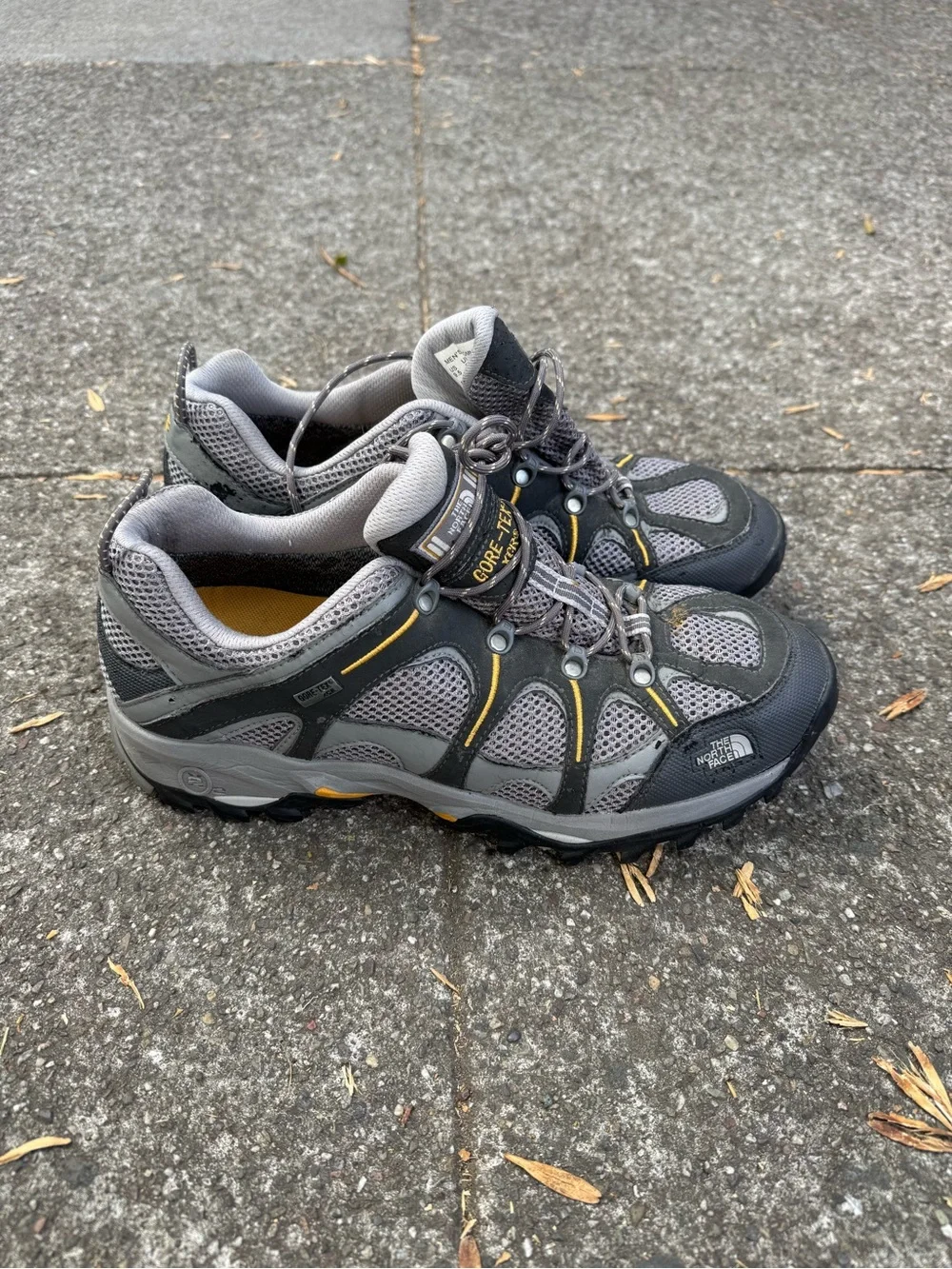 North Face Hedgehog 06 RVST Gore-Tex Trail Hiking Shoes Men’s 9.5